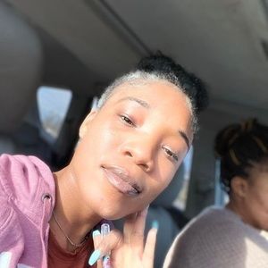 Meet your Posher, Gifty